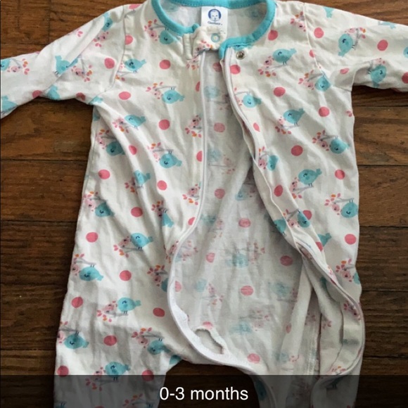 I’m selling baby clothes - Picture 2 of 12